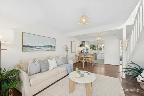 Property photo of 11/74-78 Ocean View Drive Wamberal NSW 2260