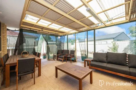 Property photo of 5 Jay Place Quinns Rocks WA 6030