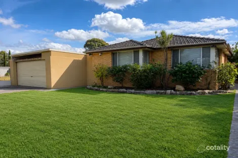 Property photo of 1 Hind Place Chipping Norton NSW 2170