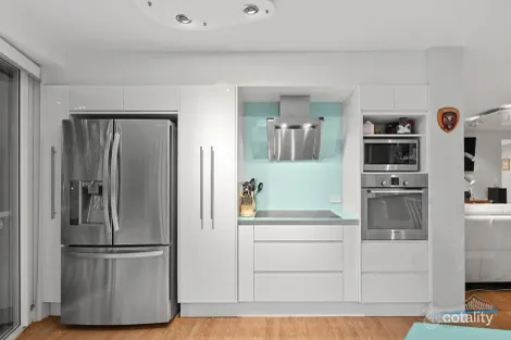 Property photo of 101/98 Holman Street Kangaroo Point QLD 4169