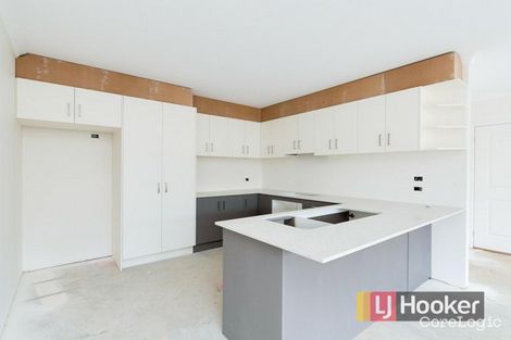 Property photo of 3/2 Anderson Street Pakenham VIC 3810