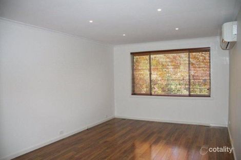 Property photo of 2/24 Lusher Road Croydon VIC 3136