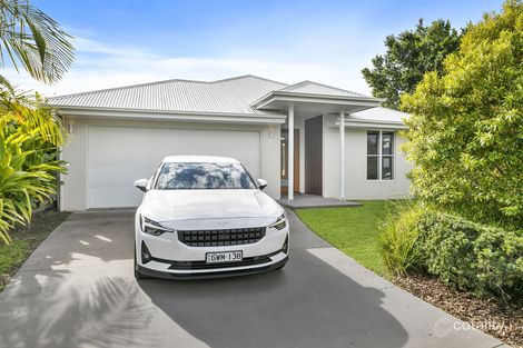 6 Hollyhock Cres, Noosa Heads, QLD 4567