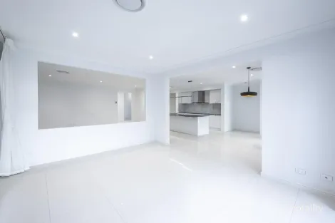 Property photo of 31 Endell Street Bridgeman Downs QLD 4035