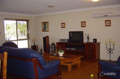 Property photo of 5 Robert South Drive Crestmead QLD 4132