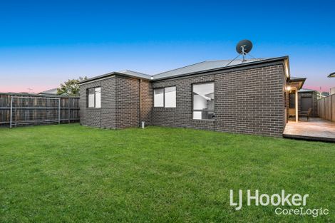 Property photo of 9 Jianni Way Berwick VIC 3806