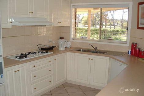 Property photo of 12 The Fell Thurgoona NSW 2640