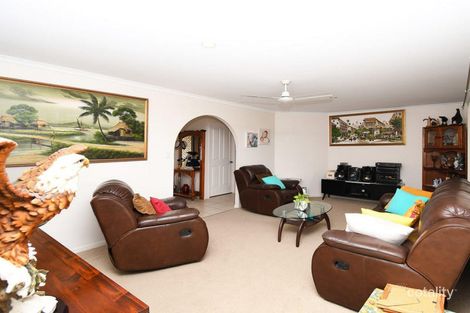 Property photo of 10 Cromdale Circuit Kawungan QLD 4655