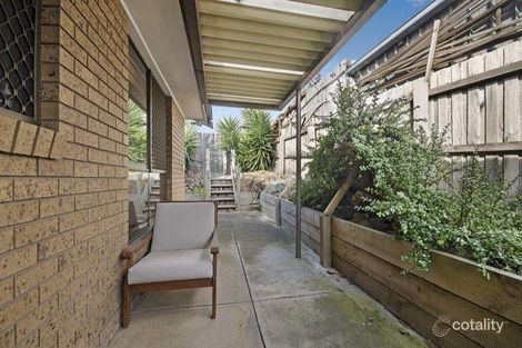 Property photo of 2/4 Birdie Court North Geelong VIC 3215