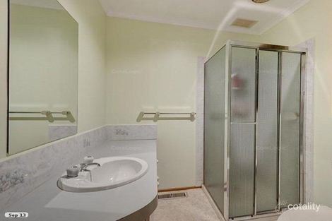 Property photo of 99 Narr-Maen Drive Croydon Hills VIC 3136