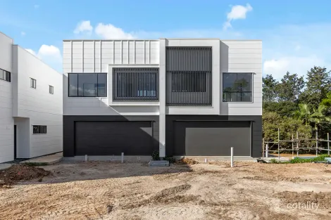 74 Greensill Rd, Albany Creek, QLD 4035