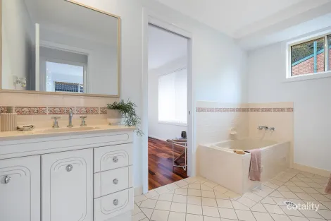 Property photo of 4/68 Fletcher Street Adamstown NSW 2289