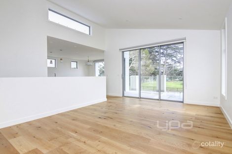 Property photo of 95 Charles Street Dromana VIC 3936