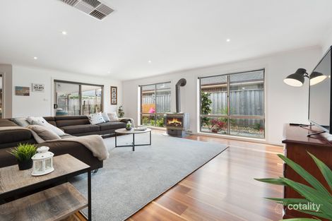 Property photo of 31 Apple Berry Avenue Langwarrin VIC 3910