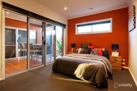 Property photo of 14 Stonegate Drive Wollert VIC 3750