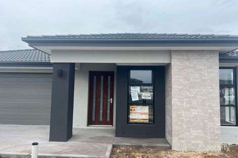 2 Shelly St, Donnybrook, VIC 3064