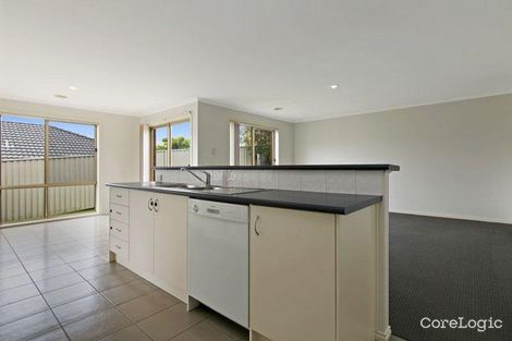 Property photo of 4 Cardiff Grove Cranbourne East VIC 3977