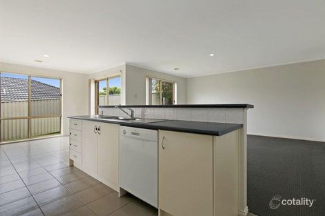 Property photo of 4 Cardiff Grove Cranbourne East VIC 3977