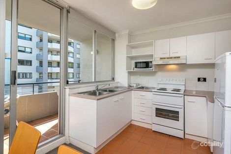 Property photo of 19/435 Coronation Drive Auchenflower QLD 4066
