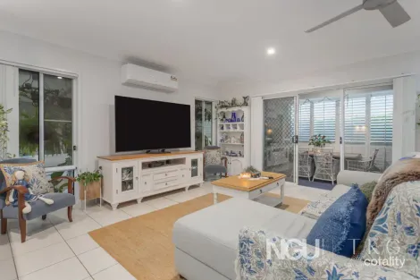 Property photo of 2 Dawson Place Brassall QLD 4305