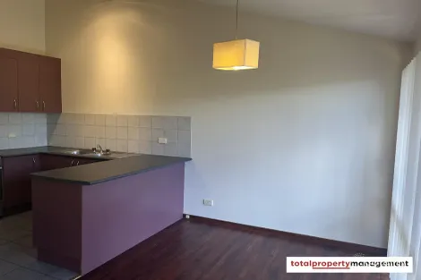 Property photo of 48 Barnet Close Phillip ACT 2606