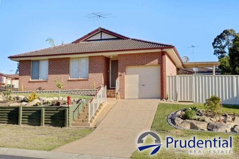 2/8 Carbasse Cres, St Helens Park, NSW 2560