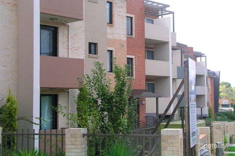 65/6-18 Redbank Rd, Northmead, NSW 2152