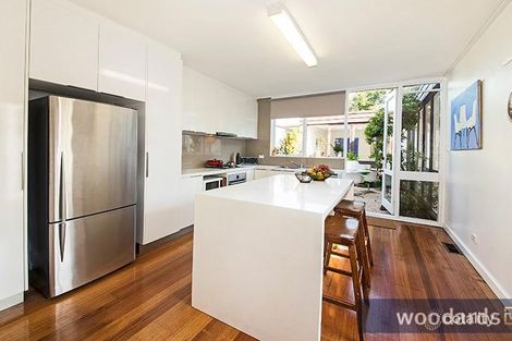 Property photo of 25 Waiora Road Caulfield North VIC 3161