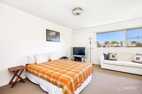 Property photo of 10/2 Greenlees Avenue Concord NSW 2137