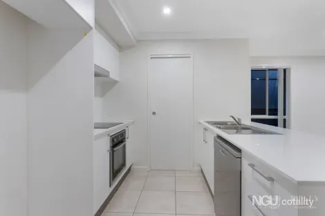 Property photo of 5 Johnson Street Ripley QLD 4306