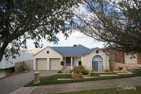 42 Freebairn Dr, Hallett Cove, SA 5158