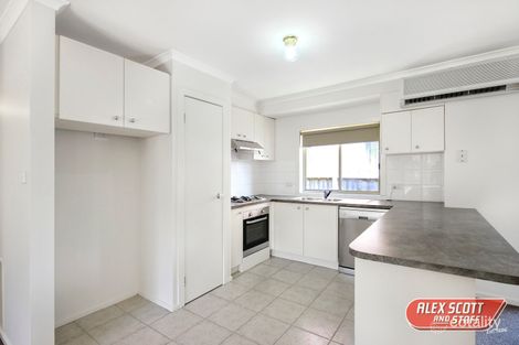 Property photo of 15 Bounty Way Berwick VIC 3806