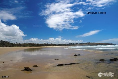 Property photo of 47 Ocean View Road Arrawarra Headland NSW 2456