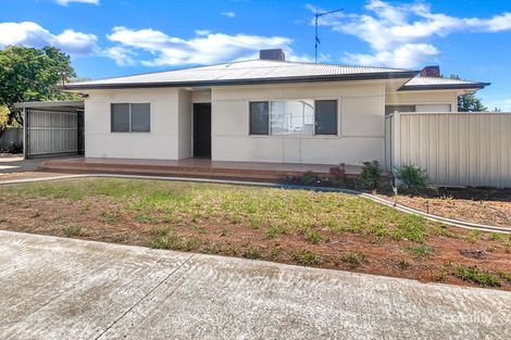 5a Cherry Ave, Leeton, NSW 2705