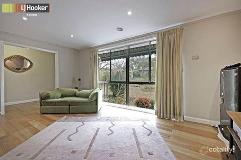 Property photo of 8 Foreman Place Macgregor ACT 2615