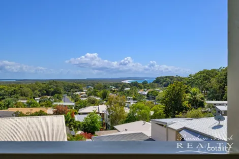 39 Rumbalara Ave, Rainbow Beach, QLD 4581
