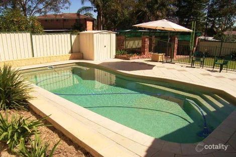 Property photo of 4 Banks Drive St Clair NSW 2759