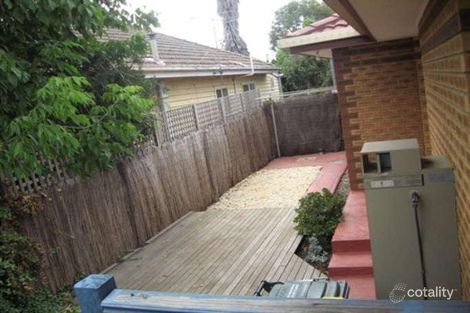 2/30 Howard St, Reservoir, VIC 3073