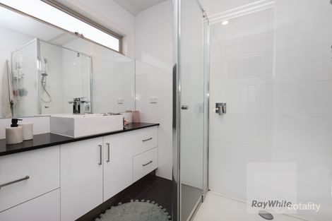 Property photo of 2/11 Osway Street Broadmeadows VIC 3047