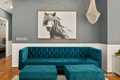 5 Satinwood Dr, Samford Valley, QLD 4520