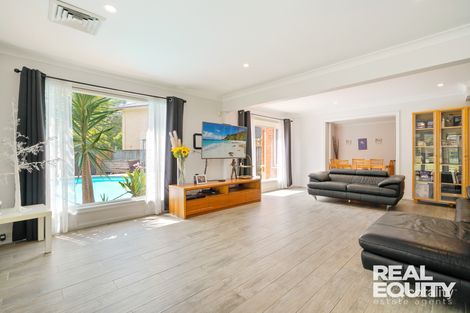 Property photo of 15 Sammut Crescent Chipping Norton NSW 2170