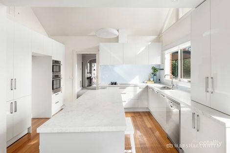 Property photo of 98 Glenvale Road Ringwood North VIC 3134