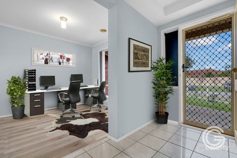 Property photo of 16 Peveril Crescent Cranbourne North VIC 3977