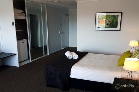 Property photo of 402/2007 Gold Coast Highway Miami QLD 4220