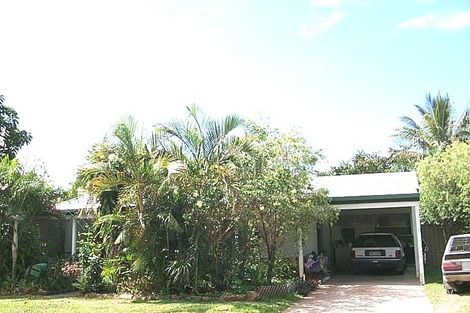 8 Kieta Cl, Trinity Beach, QLD 4879