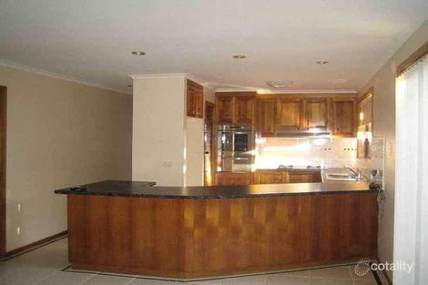 Property photo of 4 Tesron Court Werribee VIC 3030