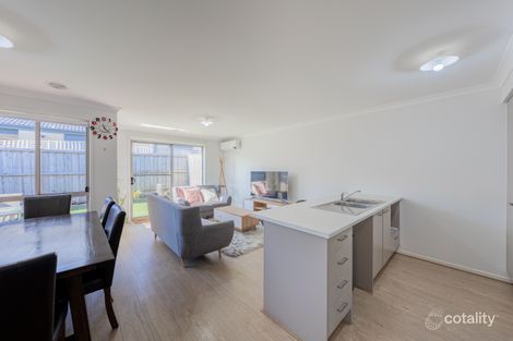 23 Forton Cres, Cranbourne West, VIC 3977