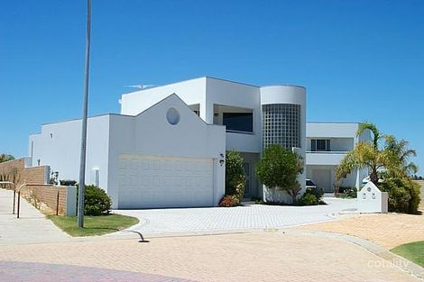 Property photo of 16 Rainbow View Ocean Reef WA 6027