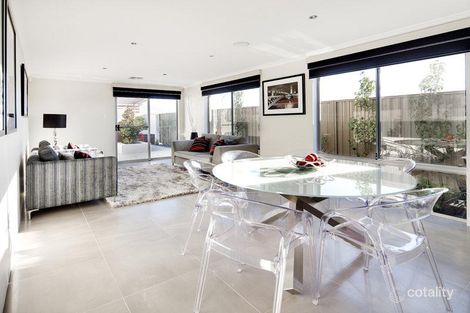 Property photo of 8 Minstrell Way Madora Bay WA 6210