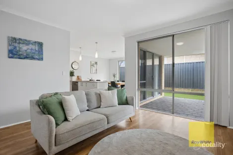 Property photo of 26 Relic Boulevard Aveley WA 6069